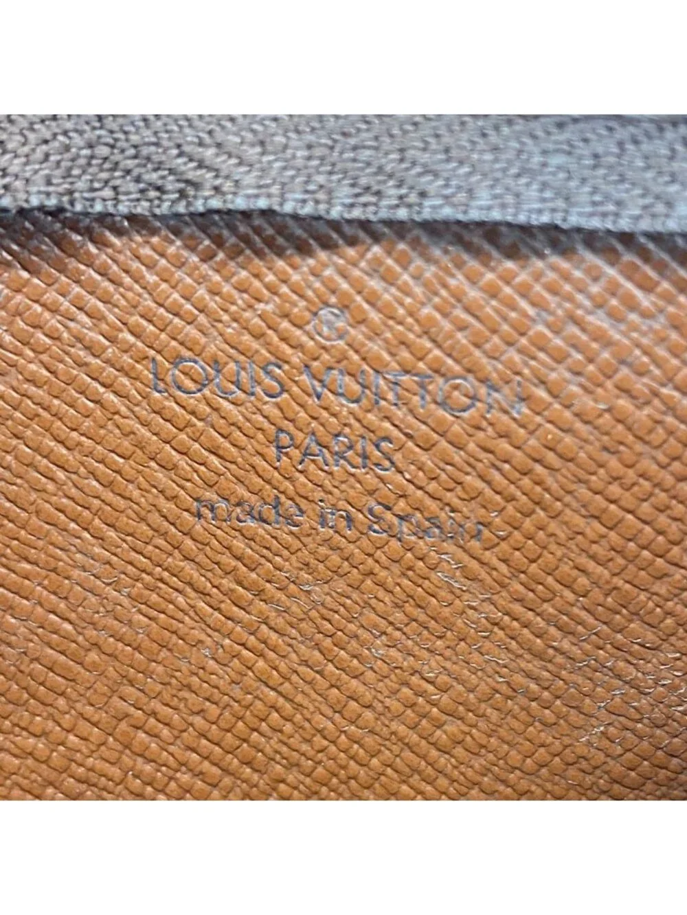 Louis Vuitton Coin Case Monogram Pochette Cles Brown